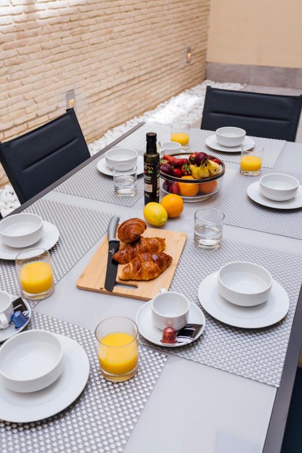 Galmen Apartments Seville Ngoại thất bức ảnh