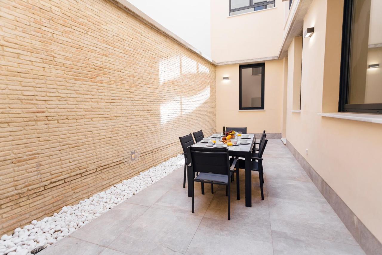 Galmen Apartments Seville Ngoại thất bức ảnh